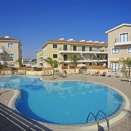 Kyklades & * Paralimni
