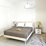 Apartment Kyklades Paralimni