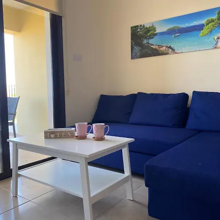 Kyklades & Apartamento