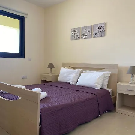 Kyklades Apartment Paralimni