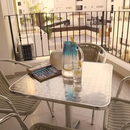 Apartment Kyklades Paralimni