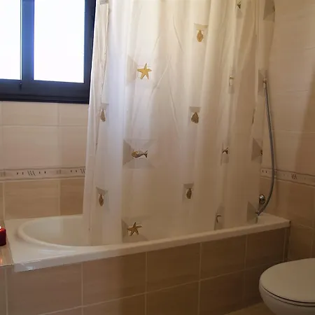 Apartament Kyklades & *