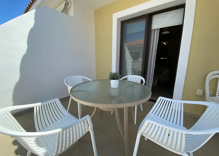 Kyklades & * Paralimni