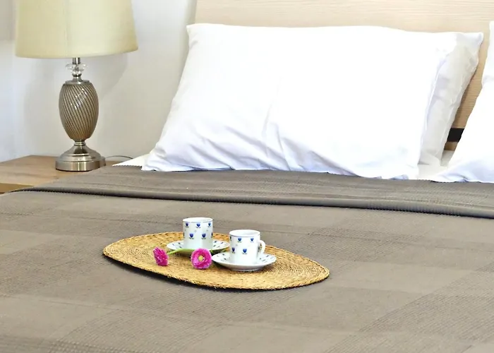 Kyklades * Paralimni