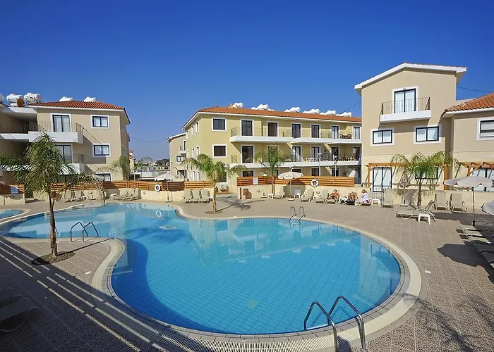 Kyklades & * Paralimni