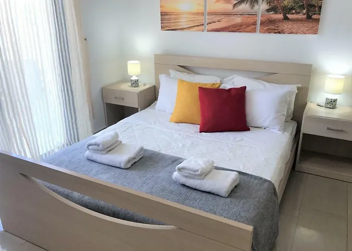 Kyklades & Apartamento *