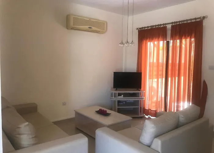 Kyklades & Paralimni